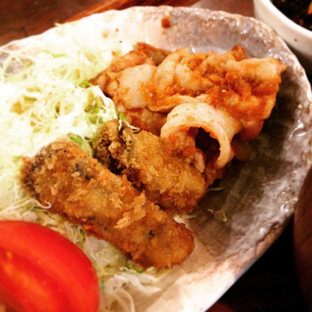 こんにちは、うめです。皆さんにご挨拶できて美味しい賄いをみんなで食べて(なんとカキフライに香味焼きですよ！)、ほんと遊びに来させてもらってます。今日は平日だったのでお馴染みの方に会えて嬉しかったです。(うめ)