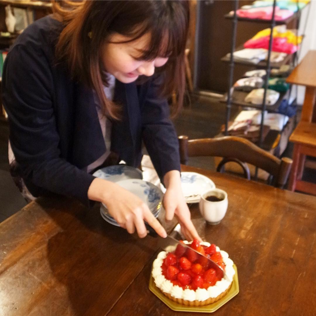 そしたらささぽんが自らカット！（お）