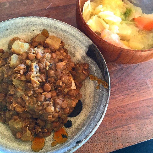 見た目すごく地味だけど、すごく美味しいです。大根とレンズ豆のダール。週末、ちょこもりランチに出す予定！