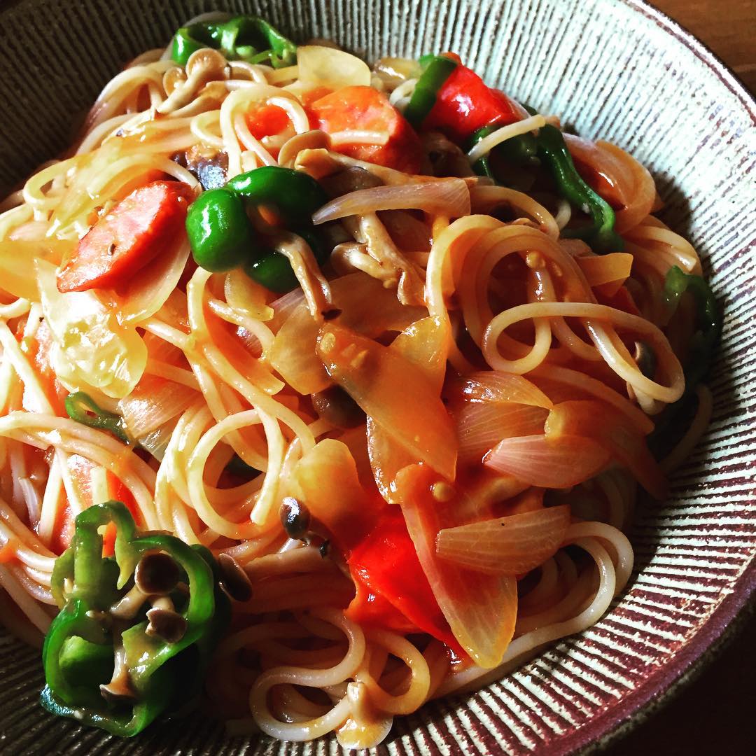 また、ナポリタン作っちゃった。あばずれの食べ物（by春子さん）だからね。