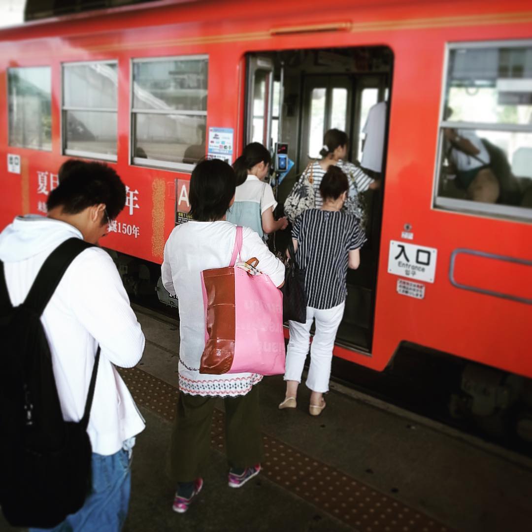 駅前から路面電車は170円…Suicaでピッと支払い出来ます、東京にいる時と同じでホントに便利（お）