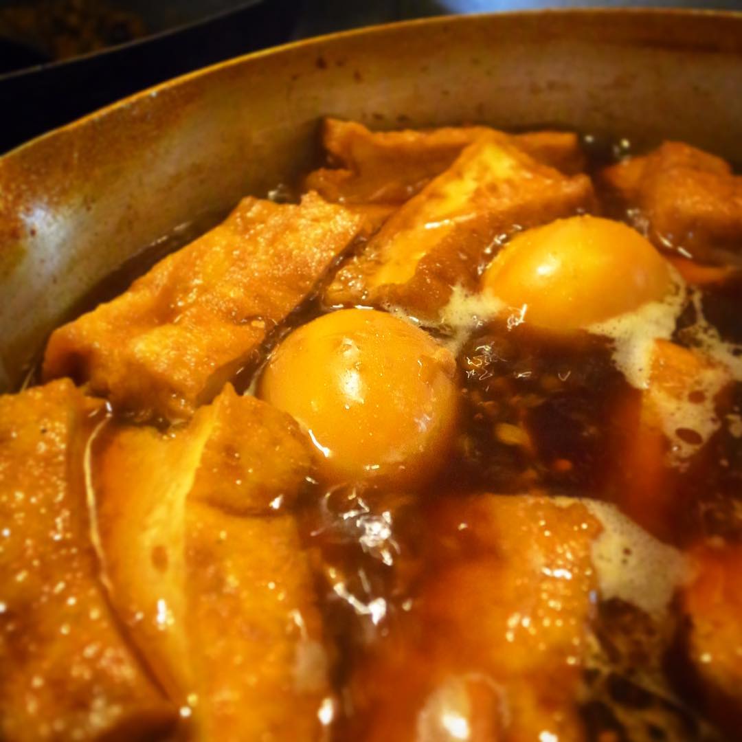 昨夜はお出しするなり完売御礼！「ベトナム風角煮！」今夜ももちろんしっかり味も沁みてメニューインでありますよー！（お）