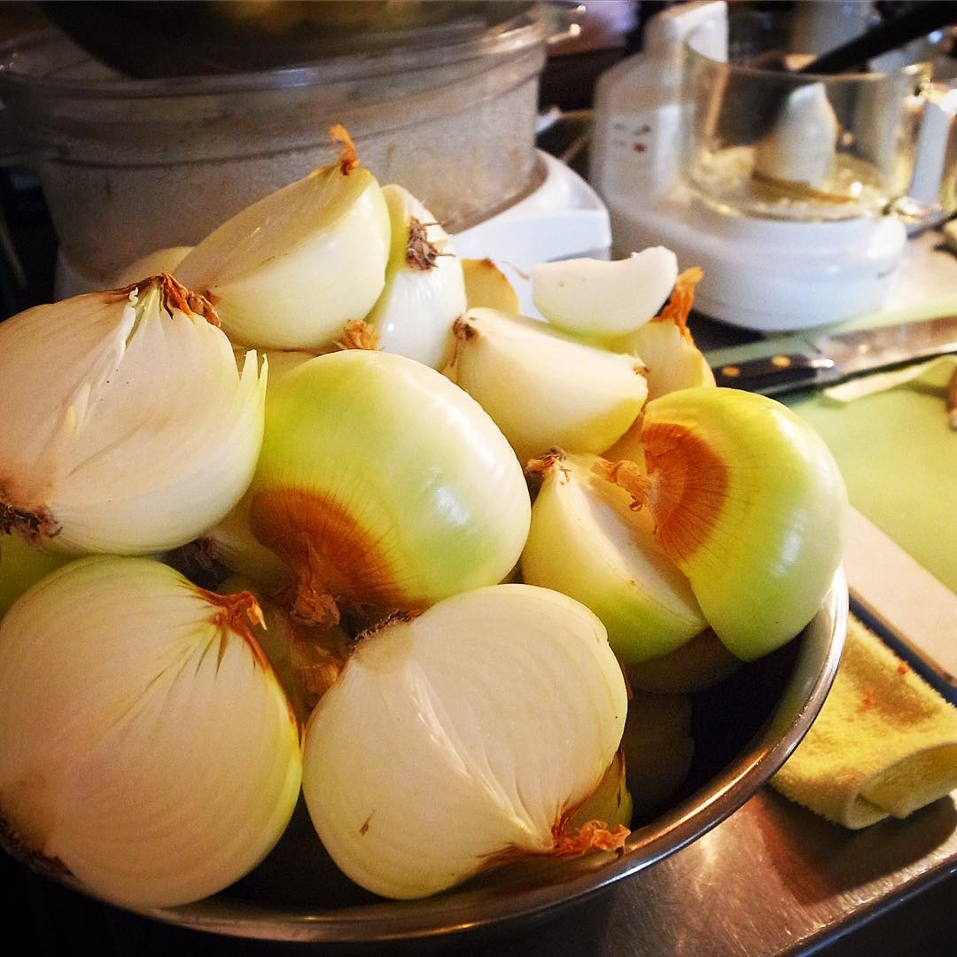 あぁ、ナベさんのカレーの旅がまたはじまろうとしているのでありました…ロングジャーニーお達者で！（笑…おいしいのたのみます！）（お）