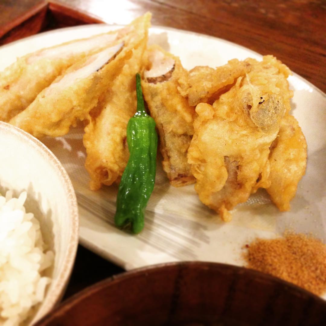 今日はたくさんのお客様ご来店ありがとうございました。週末入らせてもらうことが少ないので、バタバタしながらも年始のご挨拶できて嬉しかったです。引き続きよい週末を(^^）／~~~(うめ）