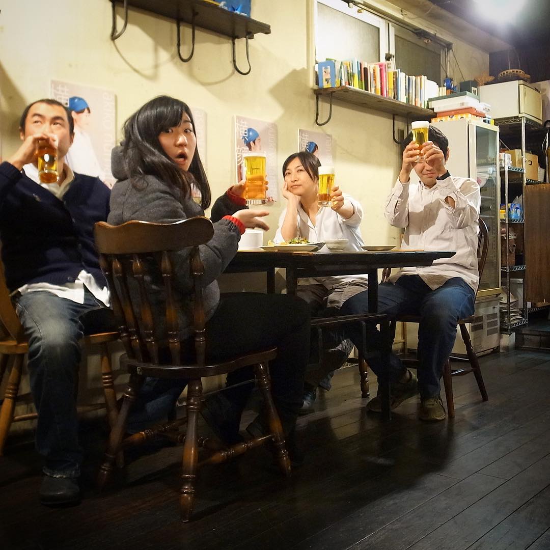 1月最後の日曜の夜は久しぶりの大学生スタッフはやぎちゃん登場で、ま、でも大して忙しくはなくてさと（苦笑）、それでも仕事上がりはみんなで乾杯がなによりのしあわせ…来週もよろしくお願いしますね！（お）