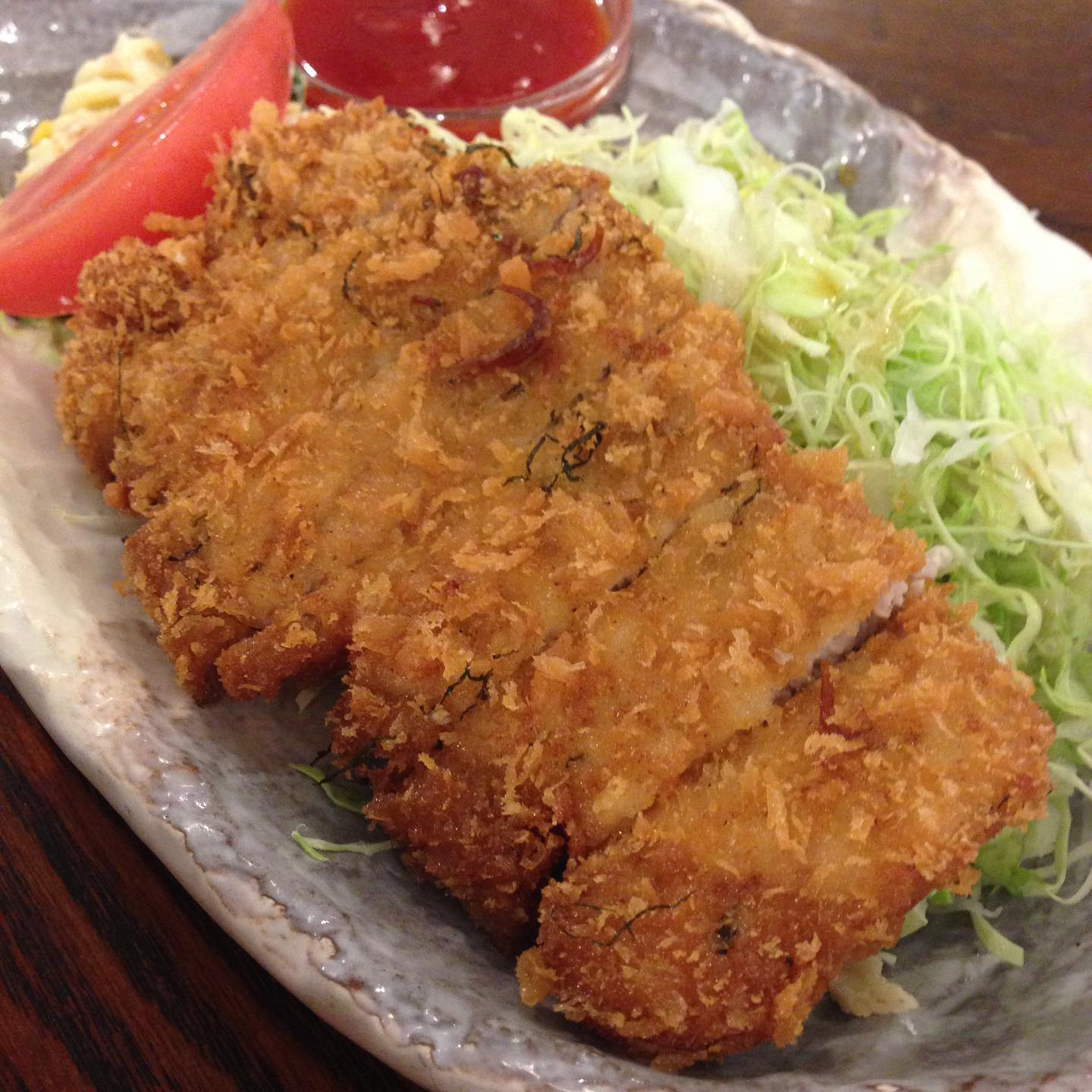 今日のまかないは「しそちりめんとんかつ定食」です。
いよいよ始まりました。私の大好きな夜メニューのキーマカレー。早く食べたい！食べたーい！（い）