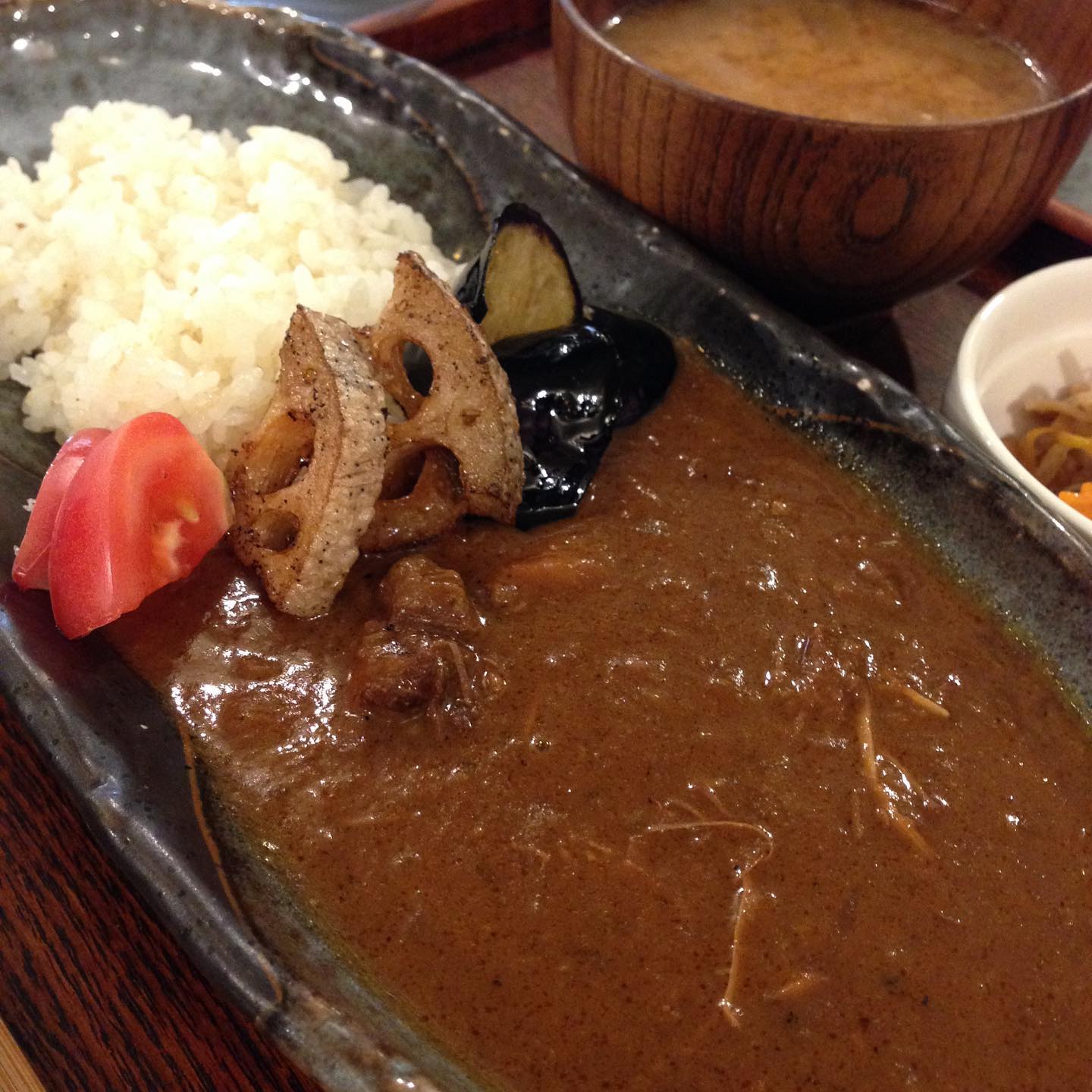 今日のまかないは「チキンカレー」です。
今日はたくさんのお客様にご来店いただき日替りのスコッチエッグが完売。食べれなかったお客様ごめんなさい。明日は台風が心配ですがご来店お待ちしております。（い）