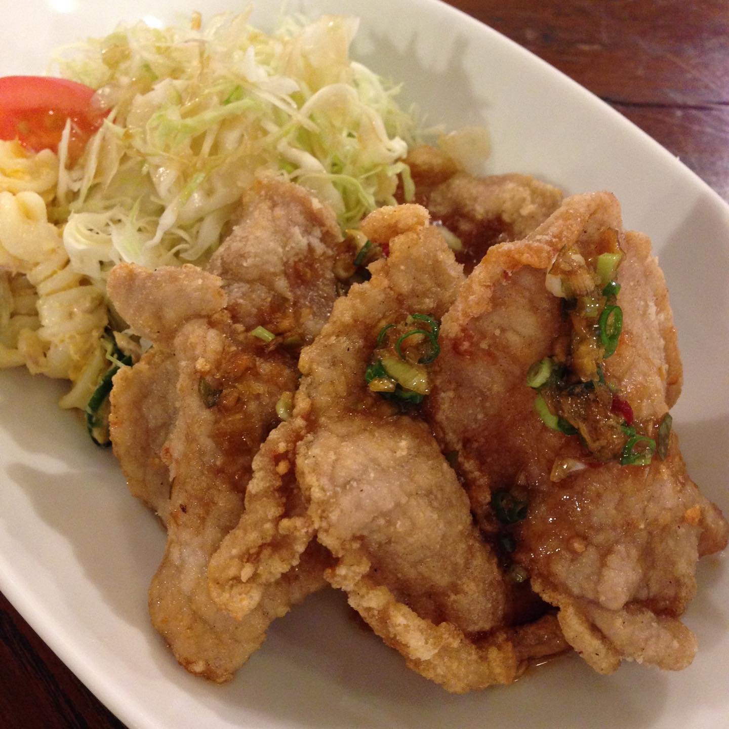 今日のまかないは「豚のから揚げ 中華香味だれ定食」です。
息子の夏休みも今日で終わり。明日から2学期。
何をした訳でもないけど自分にお疲れ様と言ってあげたい。（い）