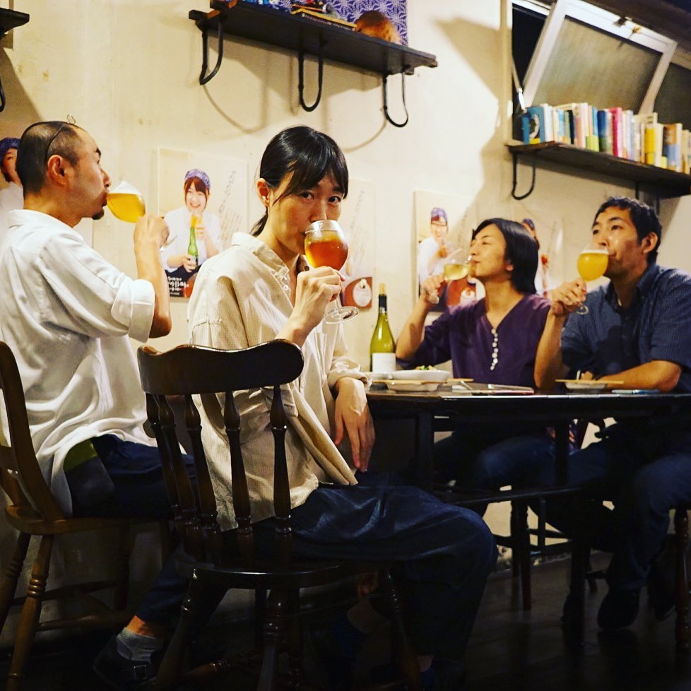 さてと台風は雨の日曜三連休中日も仕事上がり！いや、明日は秋分の日の祝日ですが、当店はもちろんいつも通り定休日！と（笑）休みますよ！休むからね！お酒ものんじゃうからね！と、また来週火曜日にお目にかかりましょう！（お）